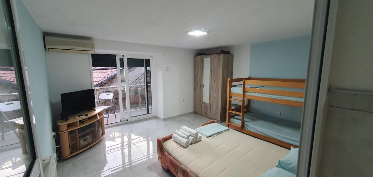 Apartment By The Sea Tivat Bagian luar foto